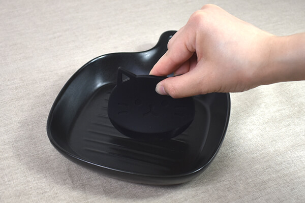 【ダイソーVSセリア】100均「スクレーパー」対決！　お皿やフライパンを傷めずきれいに、洗い物が楽々の画像7