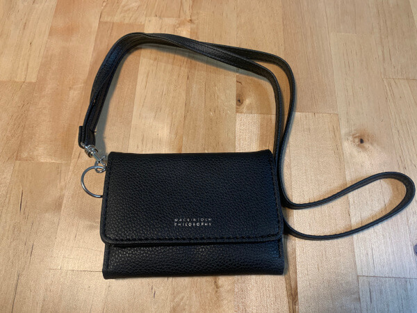 【付録レビュー】「MonoMax」6月号、「マッキントッシュ フィロソフィー 」高級感溢れるミニ財布が傑作！　コンパクトで収納力も抜群【情報誌】の画像2