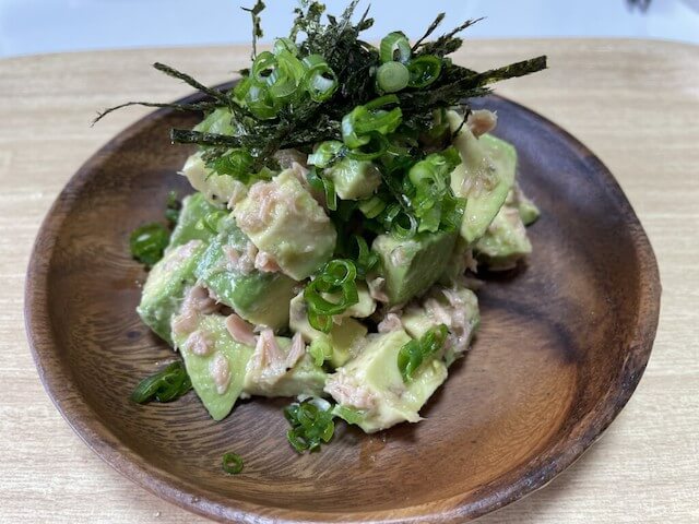 バズレシピ【無限アボカド】作ったら、白米3杯イケるぜ！　濃いめの味が激ウマでやめられない止まらない……！の画像3