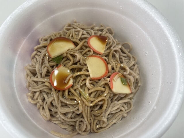 【マルちゃん冷やしぶっかけ麺】この夏、感動の味に出会った！　カップ麺を超えたうまさは100点満点「イケるやん」！の画像4