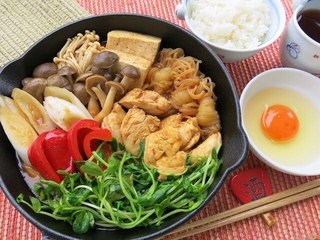 「つけてみそかけてみそ」で、シメまでおいしい「鶏すき焼き」レシピ！　名古屋の万能みそダレを調味料ソムリエが簡単アレンジの画像2