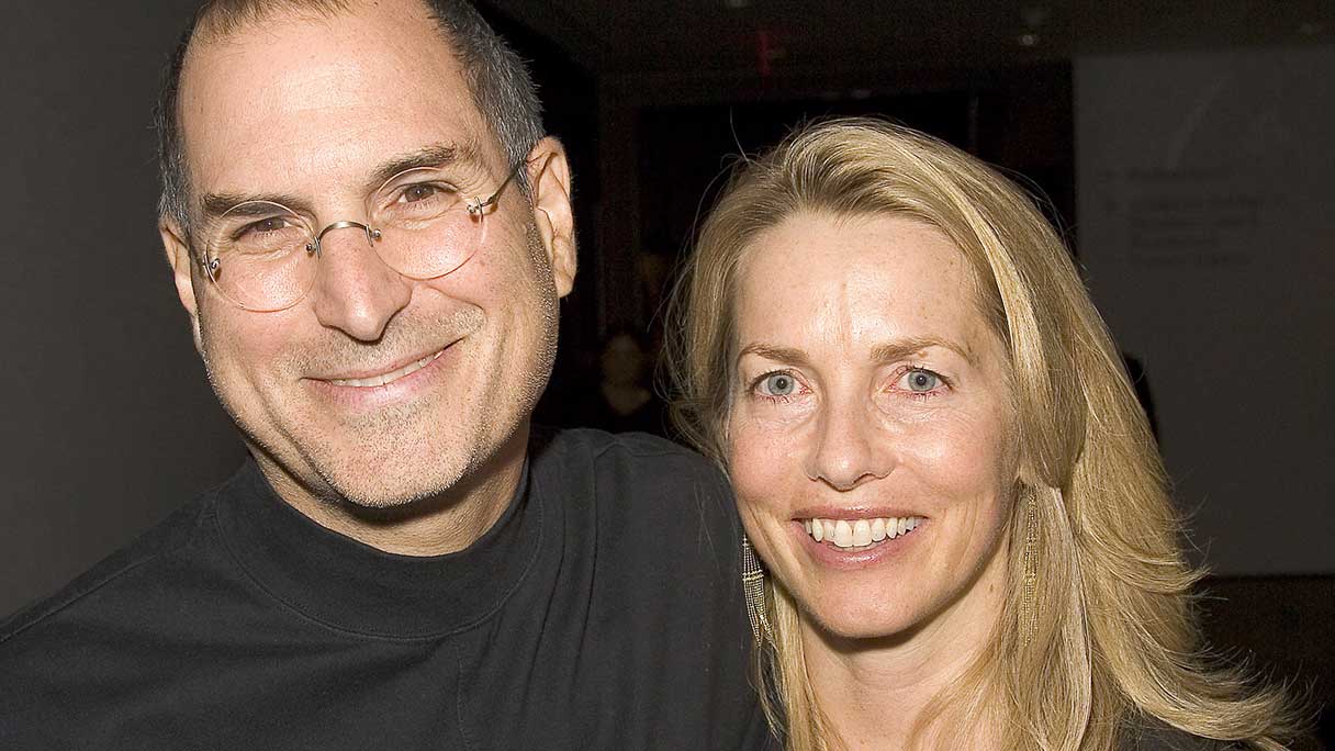 スティーブ・ジョブズの末娘”がランウェイデビュー！ ビル・ゲイツの長女もSNSで「おめでとう」と祝福(2021/10/04  19:16)｜サイゾーウーマン