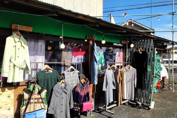 「秘密のさくらちゃん」武蔵村山店外観