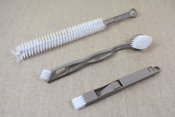 スリコ（3COINS）「隅洗いブラシセット」の小さなちりとりが優秀すぎ！大掃除で活用したいの画像2