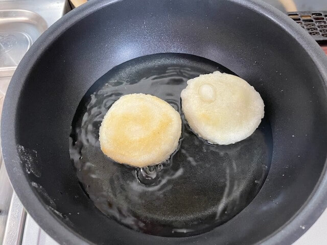 『家事ヤロウ!!!』餅大量レシピなるか!?　【揚げ餅のきのこあんかけ】作ってみたら、トロトロ＆ジュワ〜食感にうっとり！の画像2