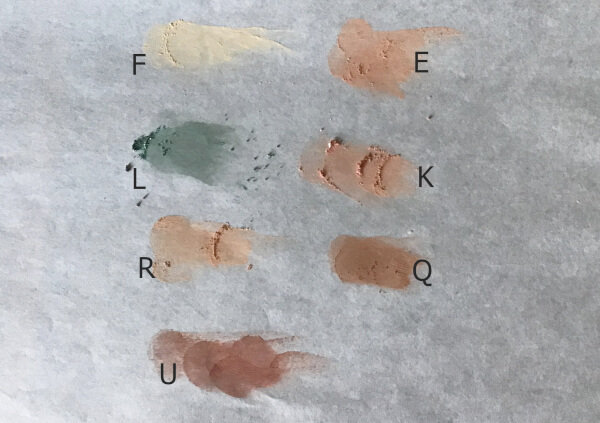 「21色パレット」の左側スウォッチ（C）サイゾーウーマン