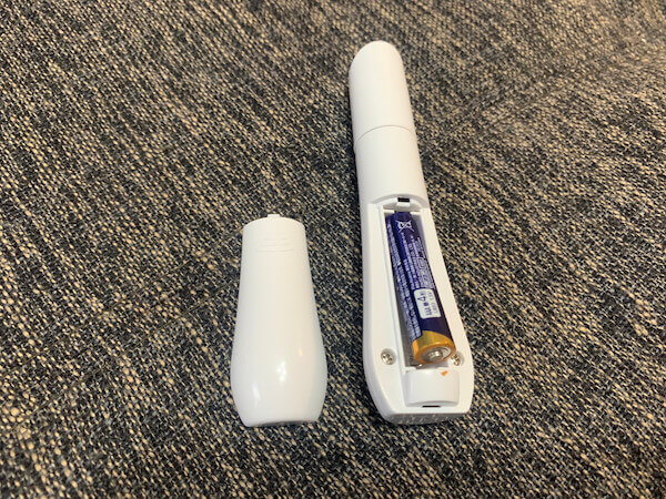 裏側電池挿入部分