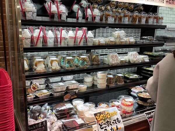 ロピアスイーツコーナー