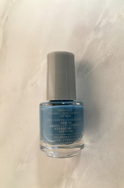 内容量は4ml、MADE IN CHINA