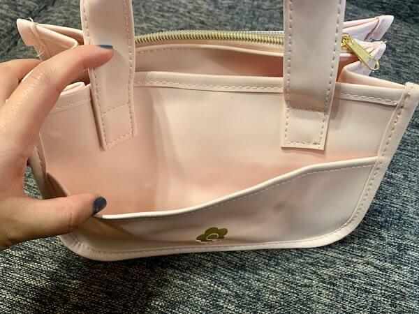 外側のポケット部分