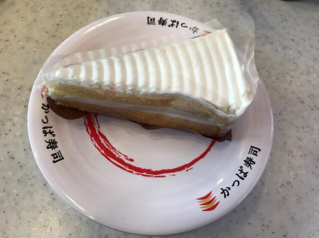 「かっぱ寿司」でケーキを頼むべき理由！　有名ケーキチェーンと比べても破格で110円のクリームケーキはコーヒーと相性抜群の画像3