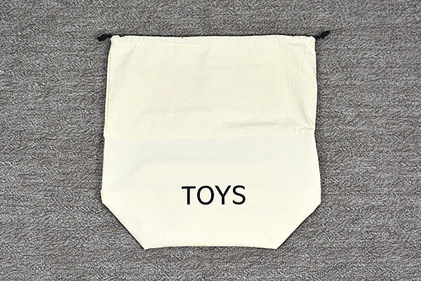 スリコ（3COINS）「窓付きストレージバッグ大」中身がひと目でわかるから「どこに片づけたの？」と聞かれても安心！の画像2