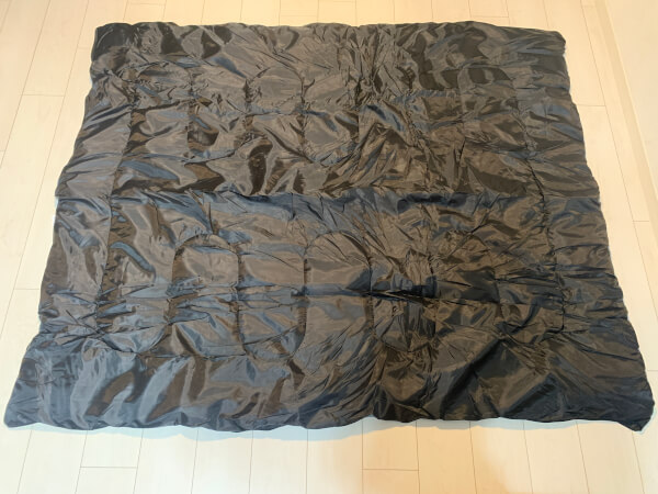 【ダイソー】破格1,100円シュラフ、夏キャンプはこれ一つでばっちり!? 肌触り・暖かさ・使い勝手を使ってチェックの画像5