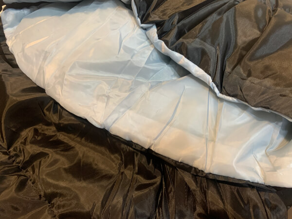 【ダイソー】破格1,100円シュラフ、夏キャンプはこれ一つでばっちり!? 肌触り・暖かさ・使い勝手を使ってチェックの画像7