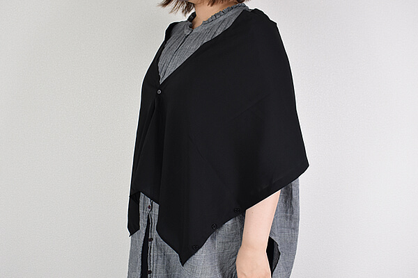 スリコ（3COINS）「3WAYアームカバー」は接触冷感でUV90％以上カット！　ストール＆ボレロとしても使えて便利の画像3