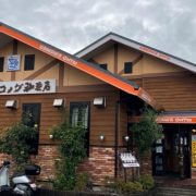 コメダ珈琲の人気メニュー「シロノワール」裏技4選！　地元民が驚がく「ソフトクリームデラ盛り」とは？