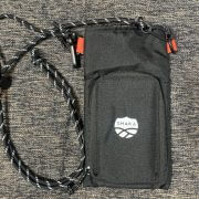 【付録レビュー】「MonoMax」2月号、シャカ スマホショルダーバッグは「財布機能付き」！　雨の日も使えて利便性バツグン