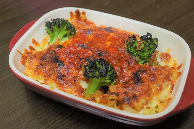 イオン・トップバリュ「買ってはいけない」商品はミートソース!?　節約料理研究家が悪い口コミを斬る