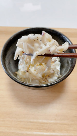 タサン志麻【もやしとリンゴのヨーグルトサラダ】、その予想外の味とは？