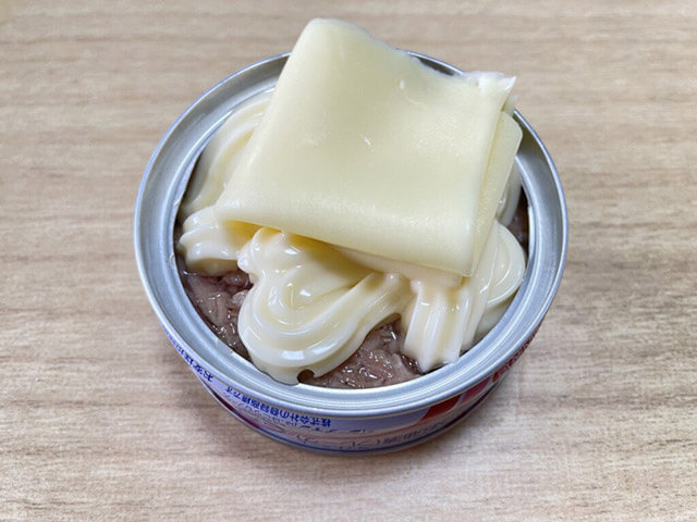 【シーチキン缶丸ごと焼き】は歴史に残るTwitterレシピ！　究極のズボラ飯を作ってみた