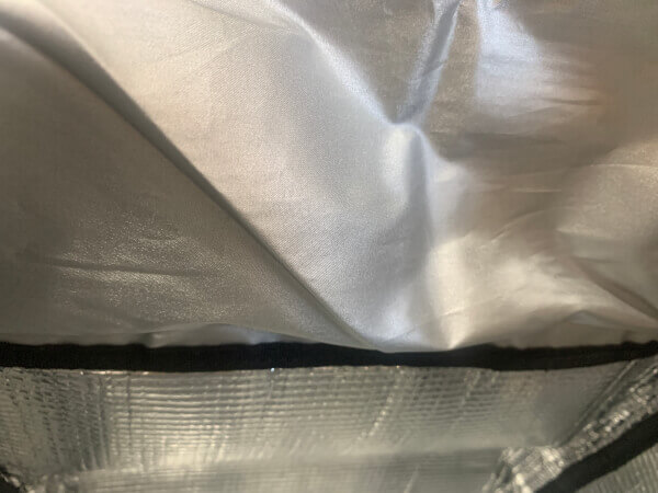 「ディーン＆デルーカ 保冷機能付き デイリーBIGトート」の内部の画像