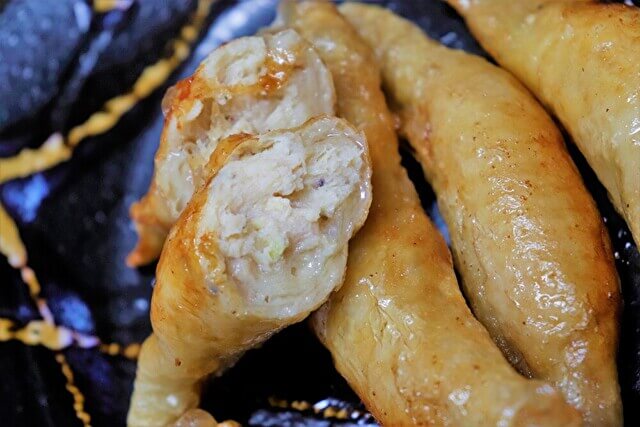 業務スーパー「鶏皮ぎょうざ」の画像