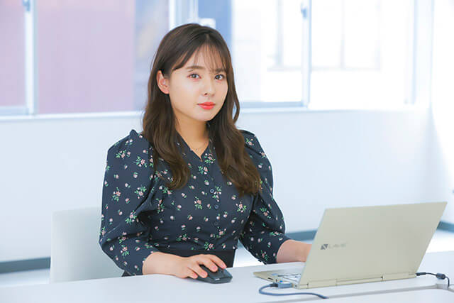 山田菜々の写真