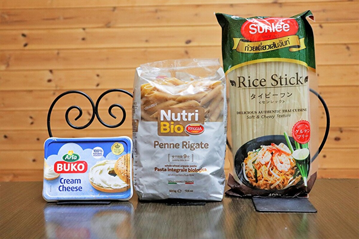 業務スーパー「BUKOクリームチーズ（ソフトタイプ）」「オーガニック全粒粉ペンネ」「タイビーフン」の商品画像