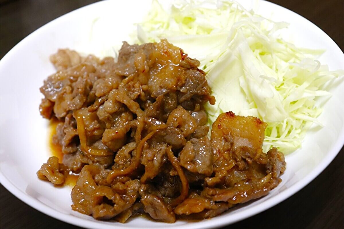 業務スーパー「豚生姜焼き」500gの調理画像