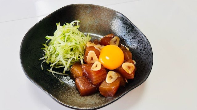 赤身のニンニク醤油漬けの完成画像