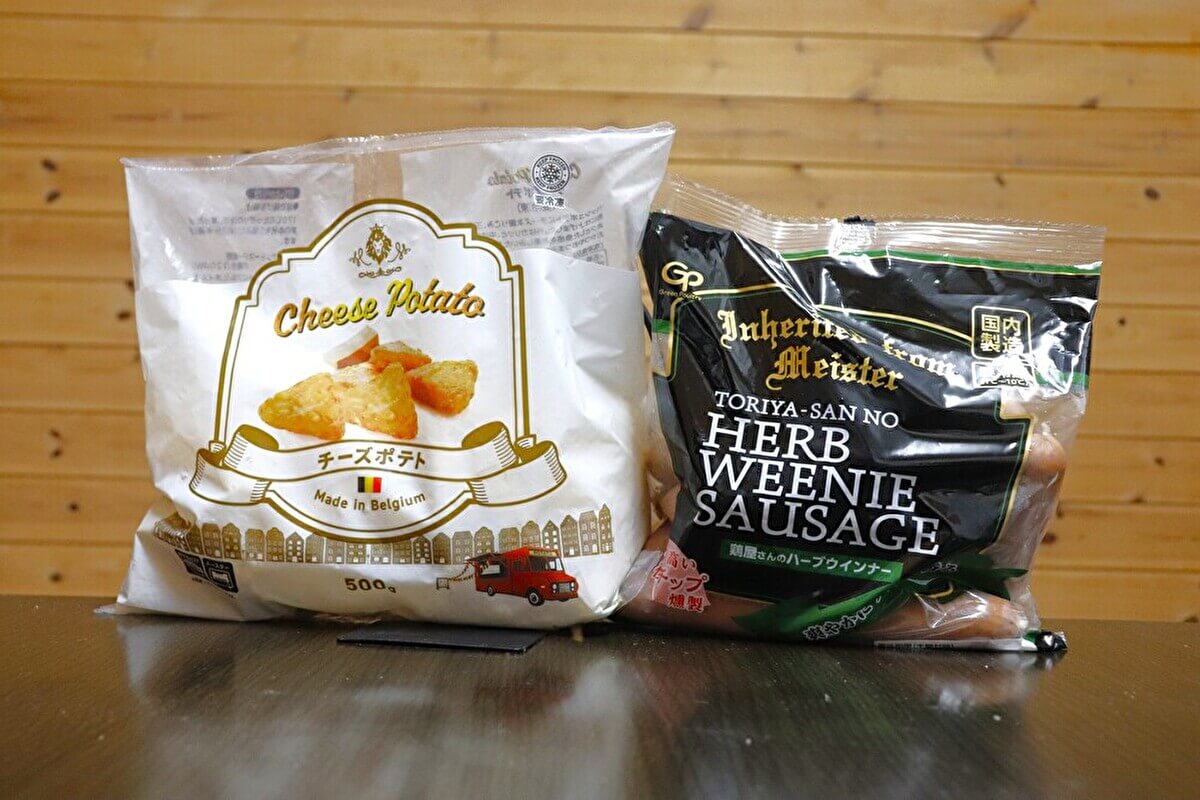 業務スーパー「チーズポテト」「鶏屋さんのハーブウインナー」の画像