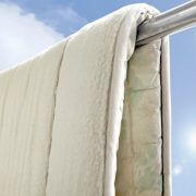 寒い冬もぬくぬく暖かい！　家電のプロがおすすめする「布団乾燥機」5選、ダニ退治も◎