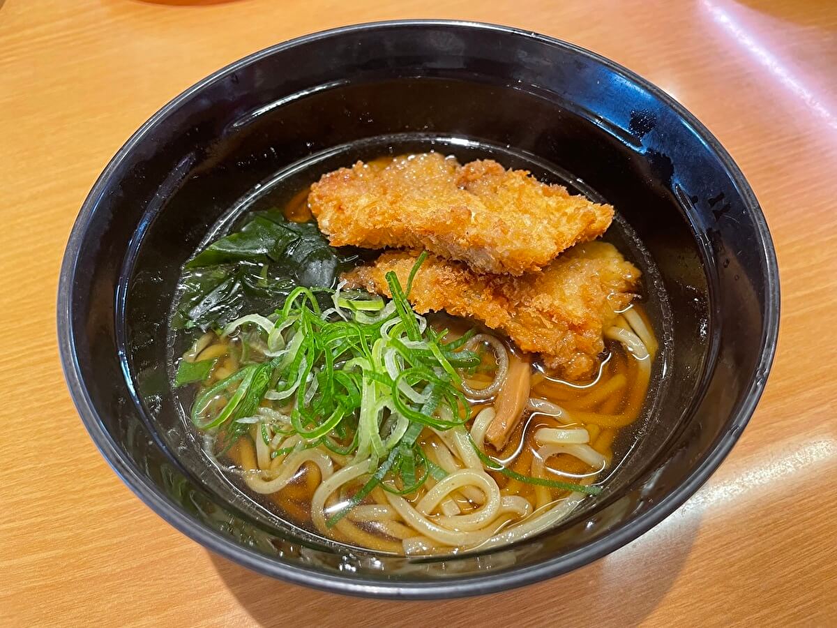 スシロー「新・コク旨まぐろ醤油ラーメン」の画像