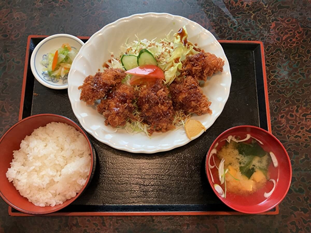 カキフライ定食の画像