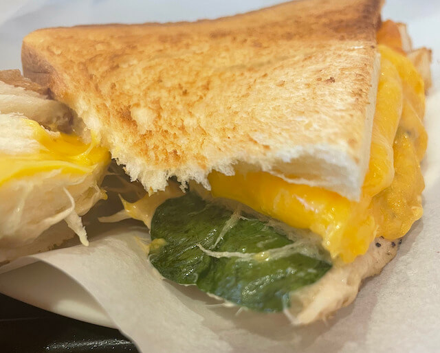 【カフェベローチェ】480円モーニングが大正解だった！　とろけるチーズが至高のホッカホカサンドの画像7