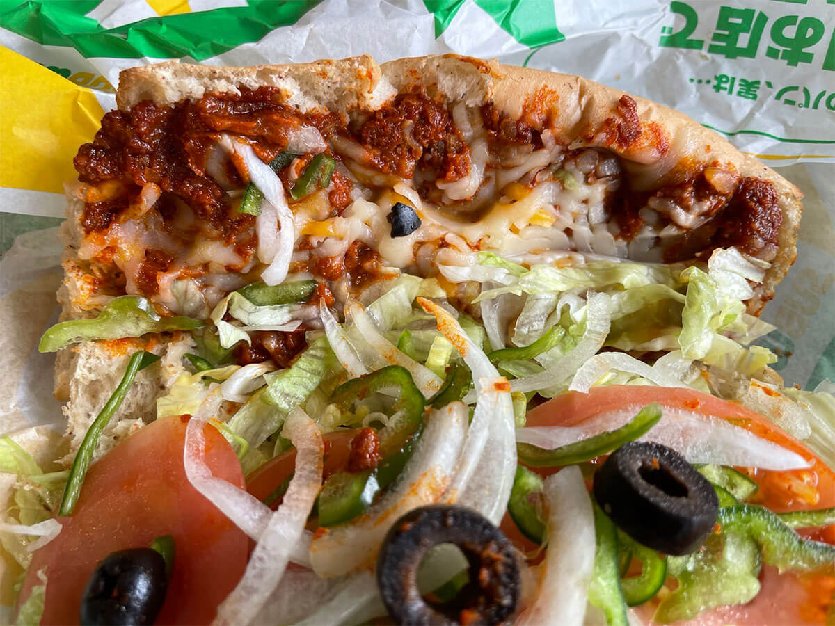 サブウェイの「本気のカレー」味に脱帽！　限定サンド2種実食で「旨辛」の波が押し寄せるの画像7