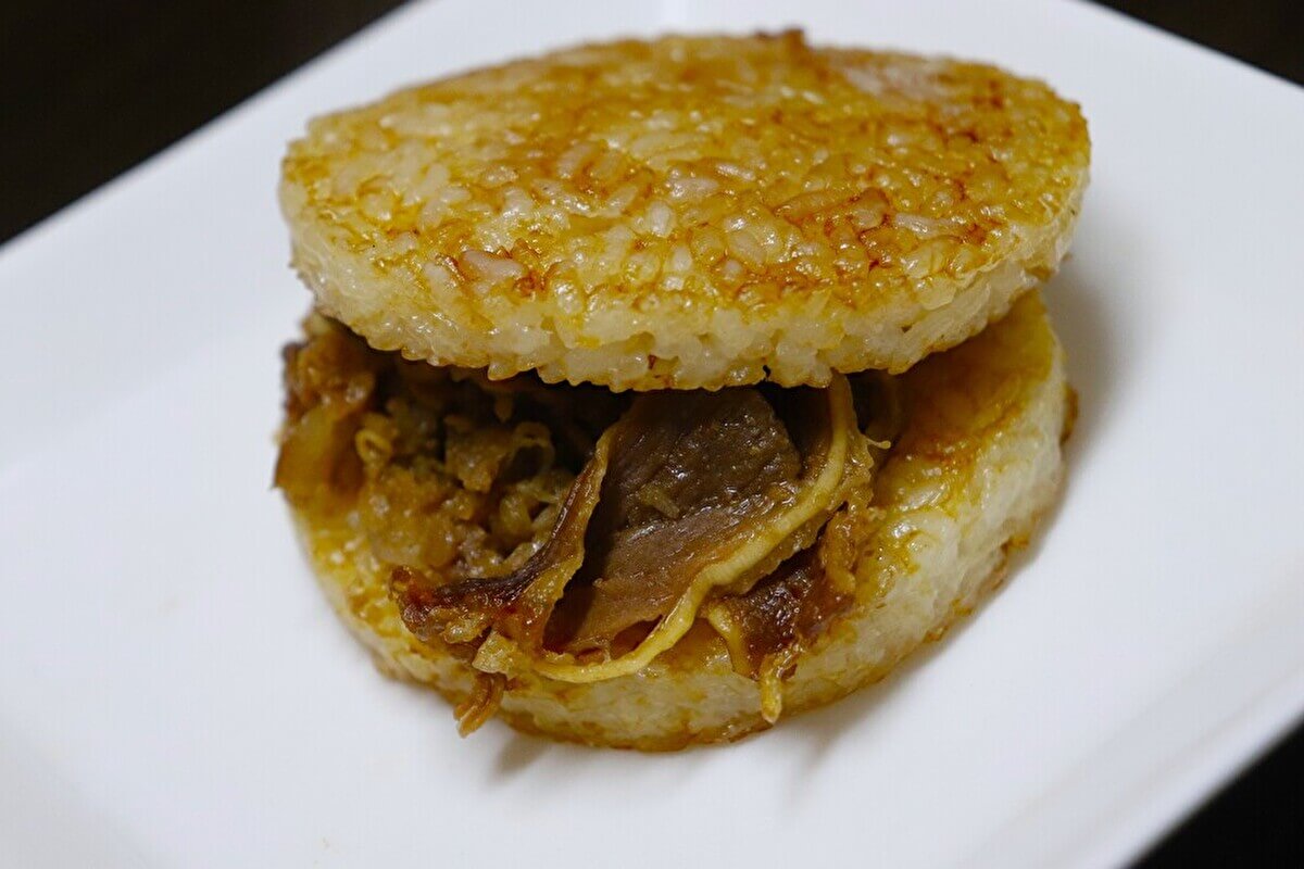 業務スーパーの「ライスバーガー」の画像