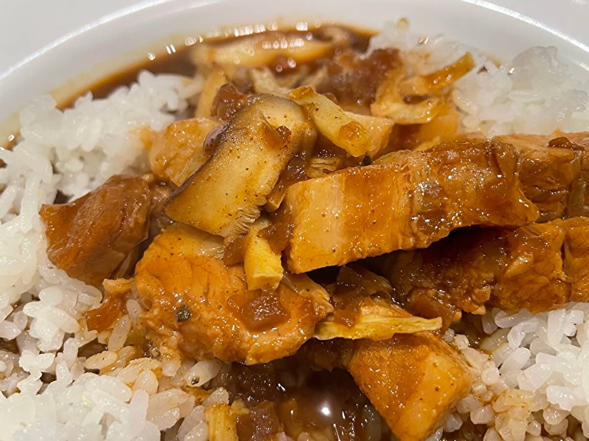 【ココイチ】値上げラッシュなのに客離れ起きず！　新作「スパイシーカレー」を実食してわかった強みの画像5