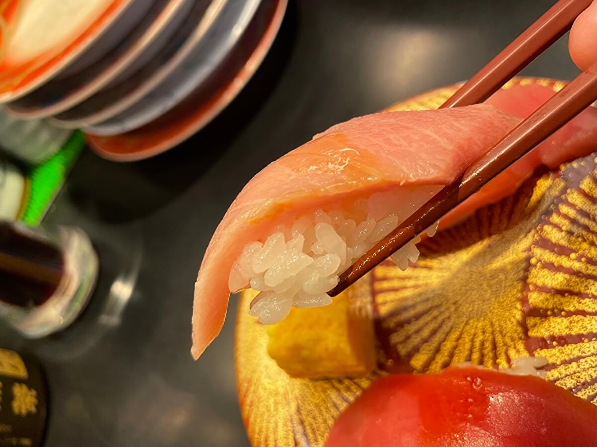 元祖寿司「本マグロ三昧」の大トロの画像