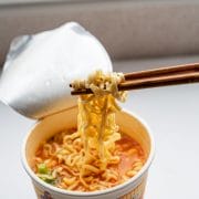 【旨辛系カップ麺】辛ラーメン・蒙古タンメンほか5種をジャッジ！　栄養士が選んだベスト3は？