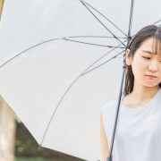 日焼け止めスプレーならコーセーのコレ！　元美容師おすすめ、髪の「UVケア」アイテム5選【2024年最新】