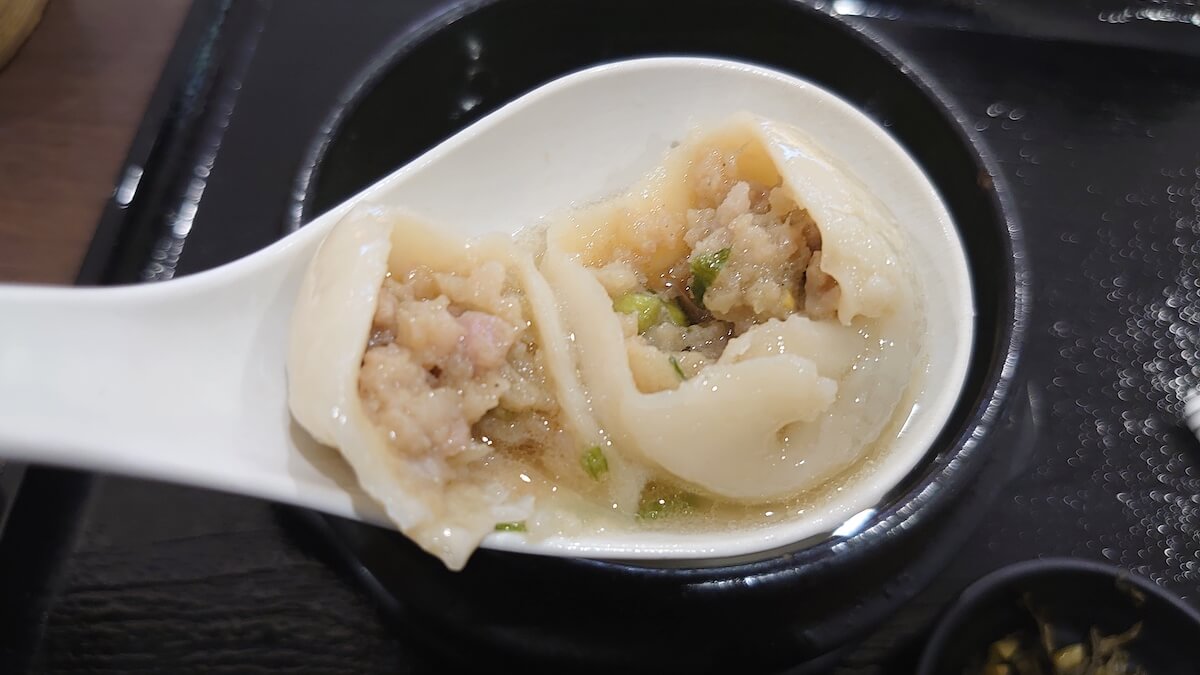 食べログ低評価でもトリップアドバイザー1位の『餃包』、食べてわかったインバウンド客殺到の理由の画像9