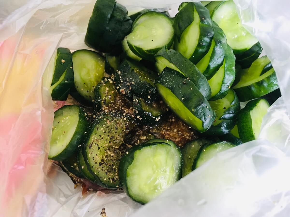 驚きの12万超え保存数【やみつききゅうり】作ったら、大人な夜のお供レシピだった！　ブラックペッパーが相性◎の画像3